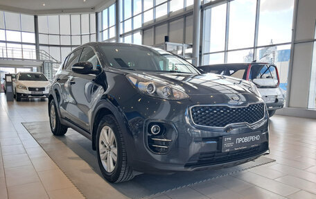 KIA Sportage IV рестайлинг, 2018 год, 1 975 000 рублей, 3 фотография