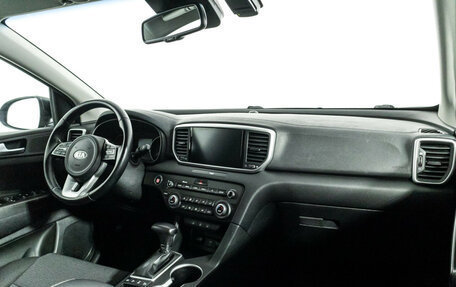 KIA Sportage IV рестайлинг, 2021 год, 2 599 700 рублей, 10 фотография