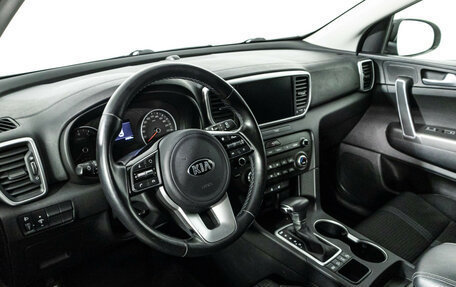 KIA Sportage IV рестайлинг, 2021 год, 2 599 700 рублей, 12 фотография