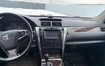 Toyota Camry, 2017 год, 1 900 000 рублей, 1 фотография