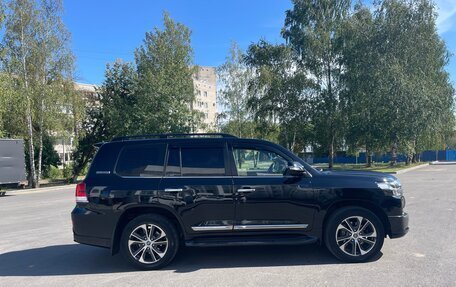 Toyota Land Cruiser 200, 2020 год, 8 300 000 рублей, 3 фотография