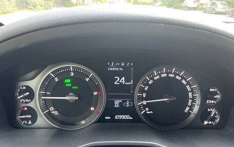Toyota Land Cruiser 200, 2020 год, 8 300 000 рублей, 8 фотография