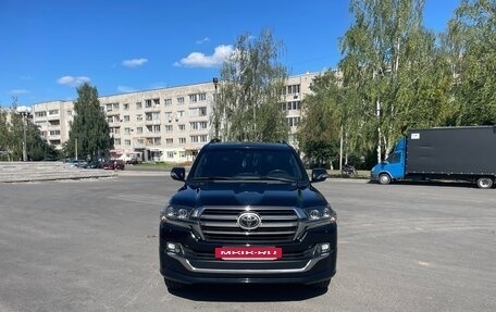 Toyota Land Cruiser 200, 2020 год, 8 300 000 рублей, 4 фотография