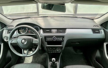 Skoda Rapid I, 2018 год, 1 045 000 рублей, 11 фотография