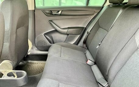 Skoda Rapid I, 2018 год, 1 045 000 рублей, 14 фотография