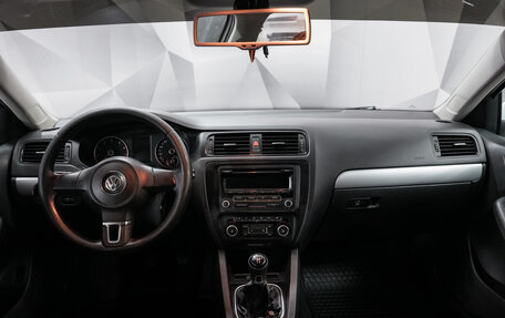 Volkswagen Jetta VI, 2012 год, 950 000 рублей, 10 фотография