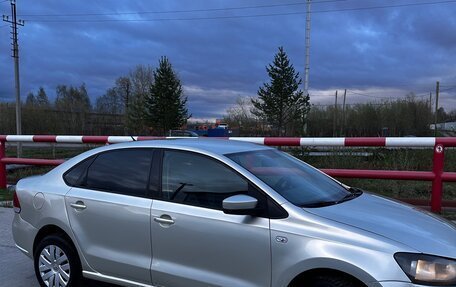 Volkswagen Polo VI (EU Market), 2012 год, 490 000 рублей, 2 фотография