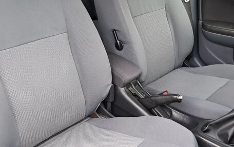Nissan Almera, 2005 год, 570 000 рублей, 9 фотография