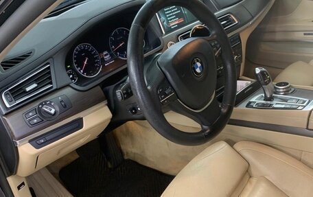 BMW 7 серия, 2012 год, 2 800 000 рублей, 4 фотография