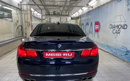 BMW 7 серия, 2012 год, 2 800 000 рублей, 23 фотография