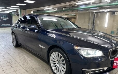 BMW 7 серия, 2012 год, 2 800 000 рублей, 17 фотография