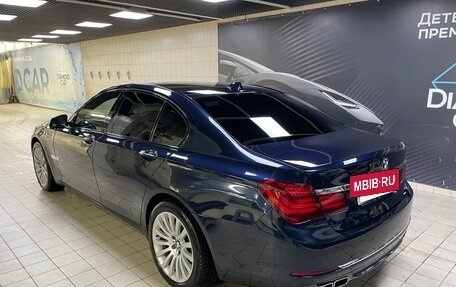 BMW 7 серия, 2012 год, 2 800 000 рублей, 28 фотография