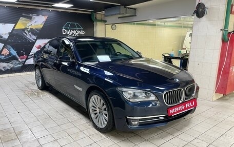 BMW 7 серия, 2012 год, 2 800 000 рублей, 32 фотография
