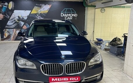 BMW 7 серия, 2012 год, 2 800 000 рублей, 31 фотография