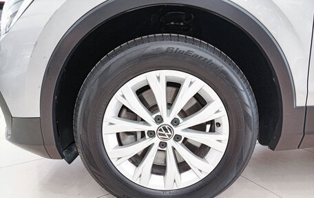 Volkswagen Tiguan II, 2021 год, 2 878 000 рублей, 22 фотография