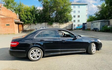 Mercedes-Benz E-Класс, 2011 год, 1 650 000 рублей, 2 фотография