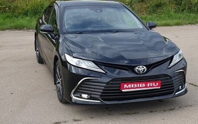 Toyota Camry, 2021 год, 4 050 000 рублей, 1 фотография