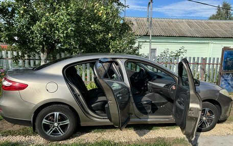 Renault Fluence I, 2010 год, 680 000 рублей, 4 фотография