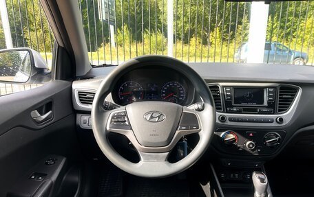 Hyundai Solaris II рестайлинг, 2017 год, 1 269 000 рублей, 11 фотография