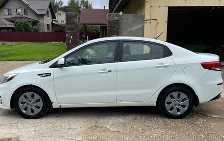 KIA Rio III рестайлинг, 2016 год, 600 000 рублей, 3 фотография
