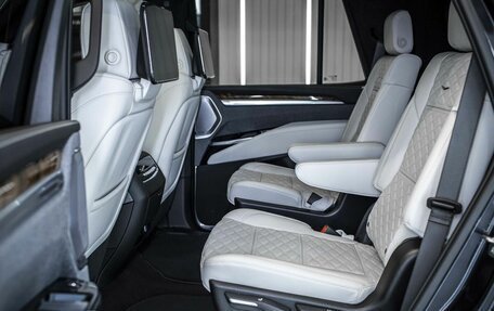 Cadillac Escalade V, 2025 год, 20 000 000 рублей, 19 фотография