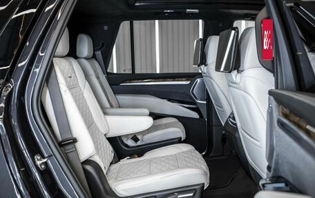 Cadillac Escalade V, 2025 год, 20 000 000 рублей, 23 фотография