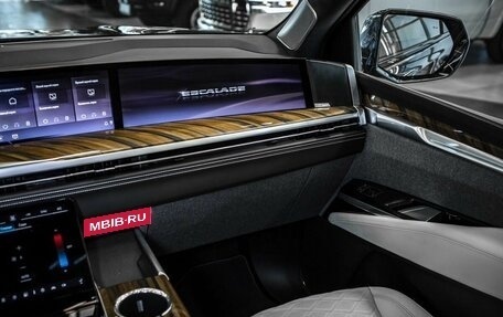 Cadillac Escalade V, 2025 год, 20 000 000 рублей, 32 фотография