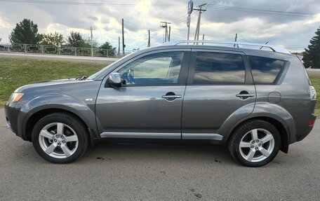 Mitsubishi Outlander III рестайлинг 3, 2008 год, 1 200 000 рублей, 2 фотография