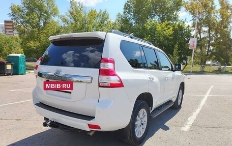 Toyota Land Cruiser Prado 150 рестайлинг 2, 2016 год, 3 999 990 рублей, 6 фотография