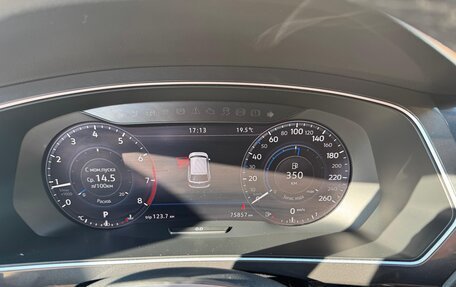 Volkswagen Tiguan II, 2017 год, 3 100 000 рублей, 7 фотография