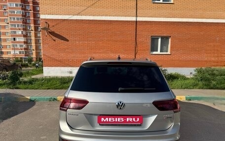 Volkswagen Tiguan II, 2017 год, 3 100 000 рублей, 4 фотография