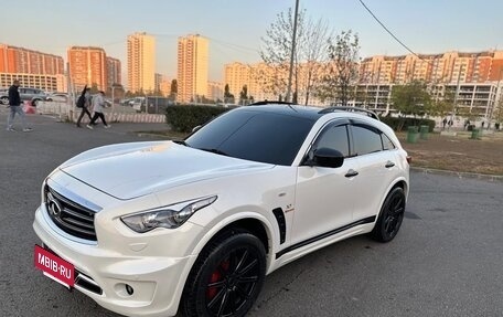 Infiniti QX70, 2014 год, 3 375 000 рублей, 14 фотография