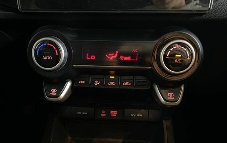 KIA Rio IV, 2017 год, 1 370 000 рублей, 15 фотография