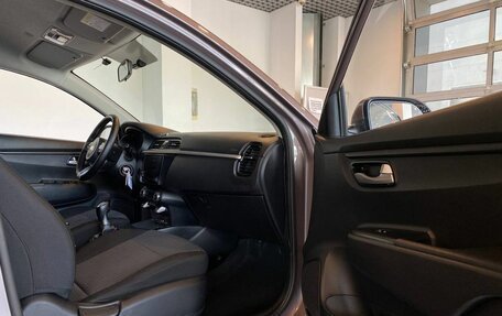 KIA Rio IV, 2017 год, 1 370 000 рублей, 27 фотография