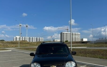 Chevrolet Niva I рестайлинг, 2010 год, 590 000 рублей, 4 фотография