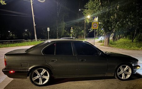 BMW 5 серия, 1993 год, 449 999 рублей, 4 фотография