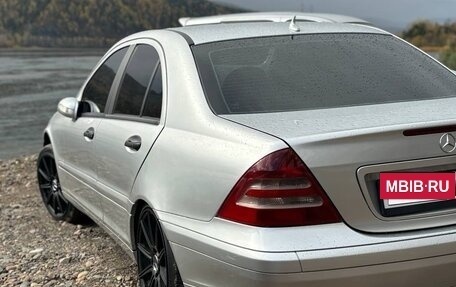 Mercedes-Benz C-Класс, 2002 год, 600 000 рублей, 11 фотография