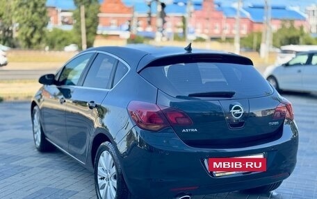 Opel Astra J, 2011 год, 790 000 рублей, 6 фотография