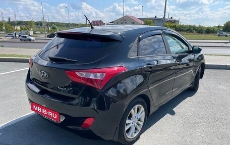 Hyundai i30 II рестайлинг, 2013 год, 857 000 рублей, 3 фотография