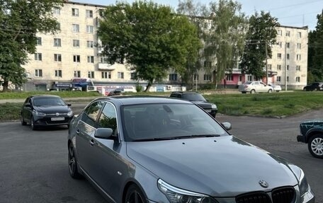 BMW 5 серия, 2007 год, 1 350 000 рублей, 3 фотография