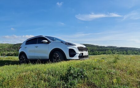KIA Sportage IV рестайлинг, 2018 год, 2 700 000 рублей, 1 фотография