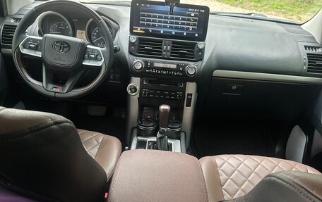 Toyota Land Cruiser Prado 150 рестайлинг 2, 2012 год, 3 000 000 рублей, 8 фотография