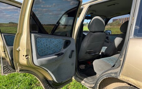 Chevrolet Niva I рестайлинг, 2004 год, 160 000 рублей, 6 фотография
