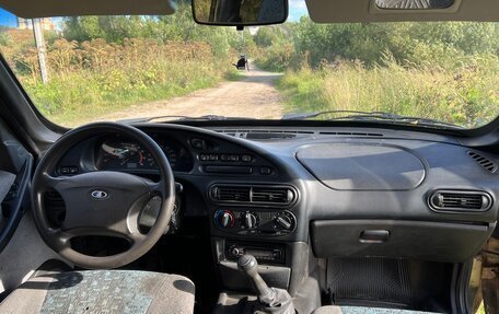 Chevrolet Niva I рестайлинг, 2004 год, 160 000 рублей, 18 фотография