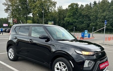 KIA Soul III, 2022 год, 1 650 000 рублей, 3 фотография