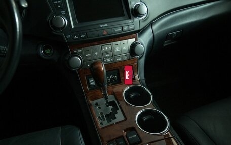 Toyota Highlander III, 2012 год, 2 435 000 рублей, 11 фотография