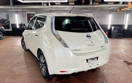 Nissan Leaf I, 2014 год, 750 000 рублей, 7 фотография