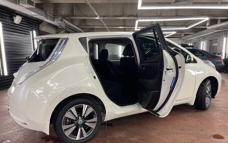 Nissan Leaf I, 2014 год, 750 000 рублей, 23 фотография