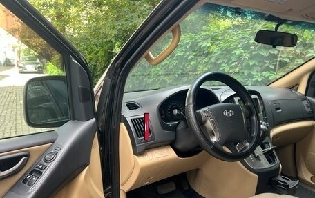 Hyundai Grand Starex Grand Starex I рестайлинг 2, 2011 год, 1 800 000 рублей, 6 фотография