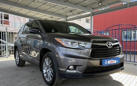 Toyota Highlander III, 2014 год, 3 649 000 рублей, 7 фотография